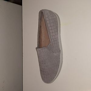 Joei Huxley Suede Sneaker in Sandstone